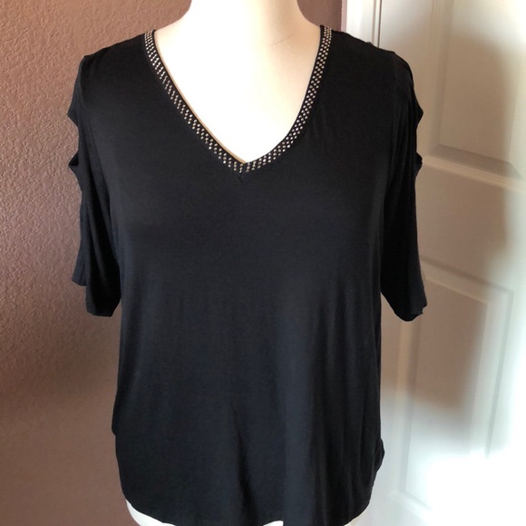 Jennifer Lopez Tops - Medium size top by Jennifer Lopez NWT